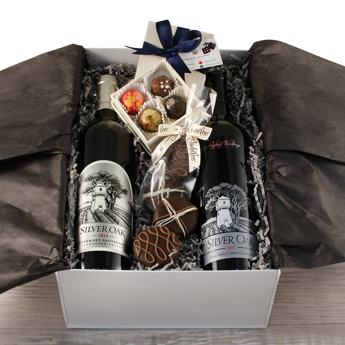 Silver Oak Duo Wine Gift Basket